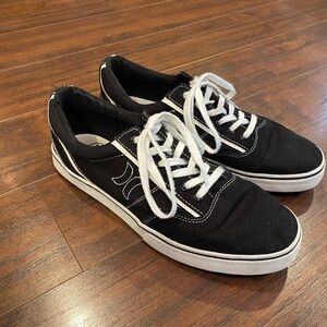 Mens size 12 Hurley shoes